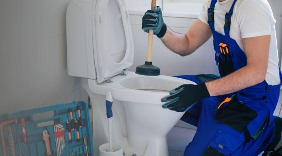 Professional septic pumping service in Tariffville, CT